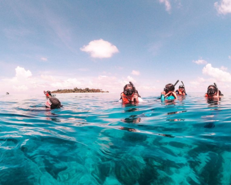 Non-Sipadan Snorkeling Packages