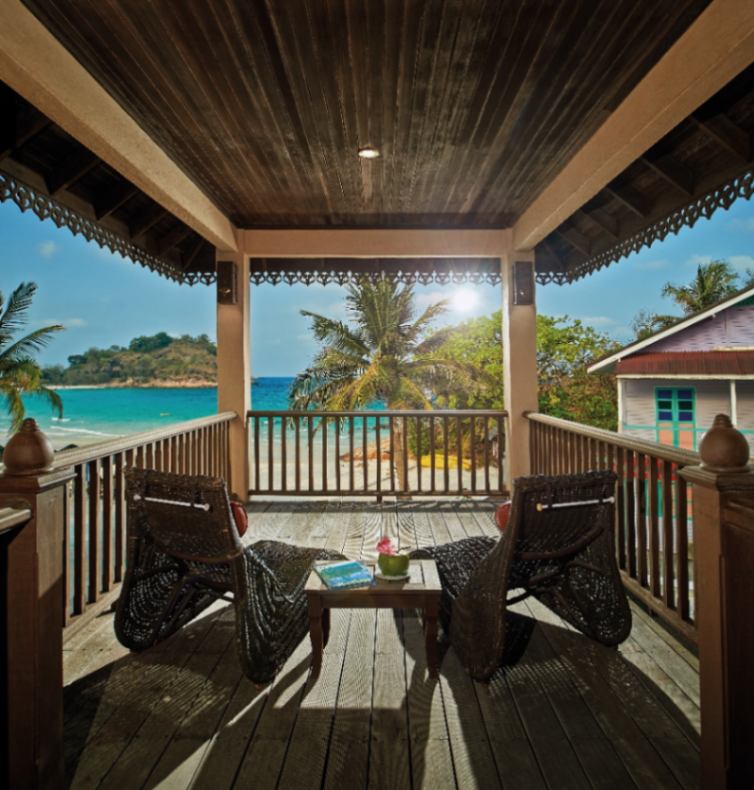 Premier Sea Honeymoon Room