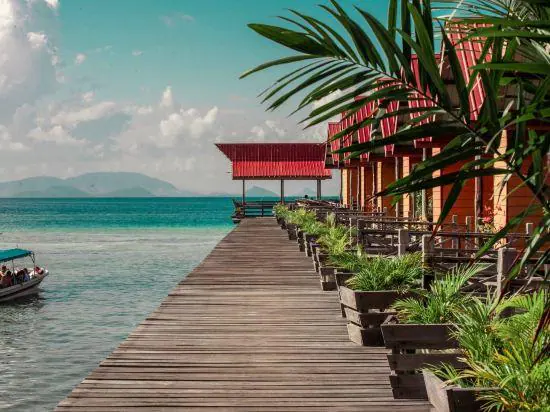Uncle Chang Water Chalet